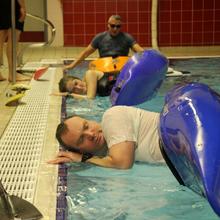 Cours de kayak en piscine