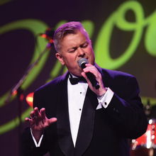 HOMMAGE AUX CROONERS