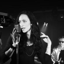 Catherine Leblanc Live au Bar Artefact
