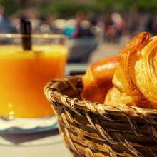 BRUNCH CONTÉ avec Dominique Deslongchamps