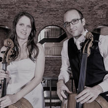 Deux violoncelles